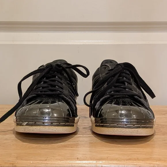 GUC Adidas Originals Superstar 6.5 Black and Silver Metal Toe Sneakers - Picture 6 of 13
